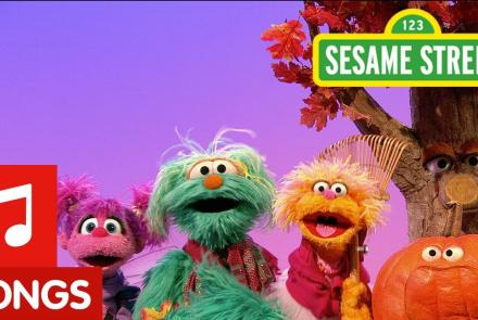 Embedded thumbnail for Guess the Seasons: Sesame Street Song and Video